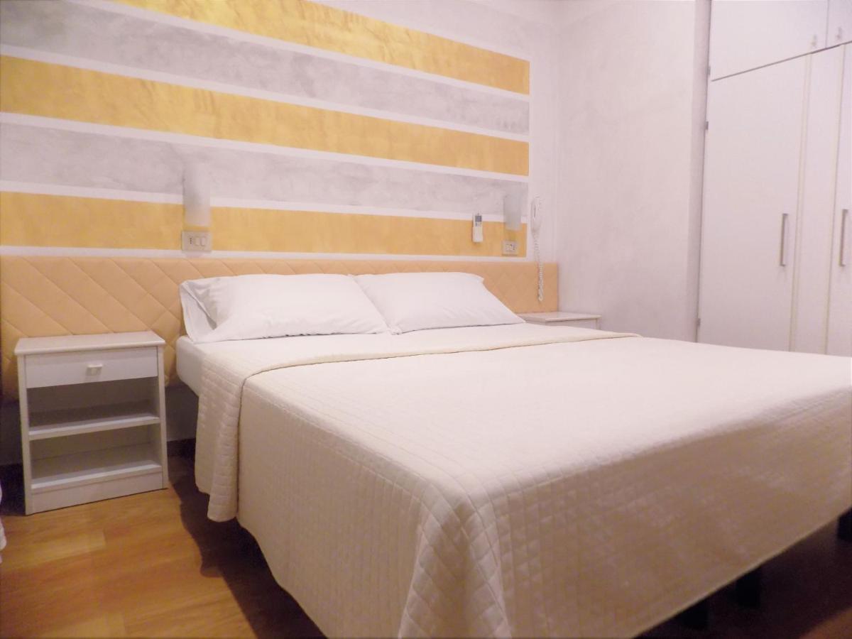 Hotel Diplomatic 里乔内 外观 照片